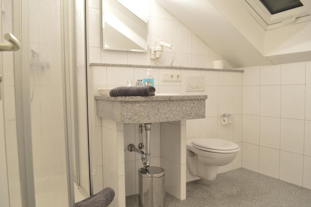 Abant Hotel Frankfurt Obertshausen Room photo